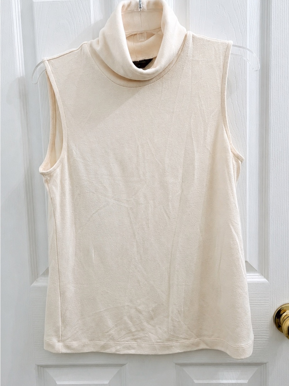 Banana Republic Soft Luxe Sleeveless Turtleneck Top Ivory Cream Size M